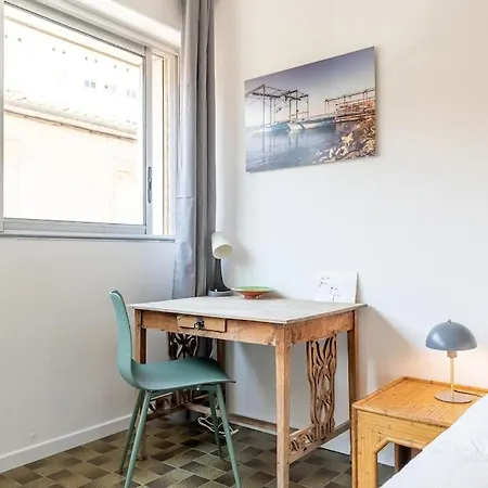 Le Meyrueis, T3, Clim, Terrasse, Centre Apartment *